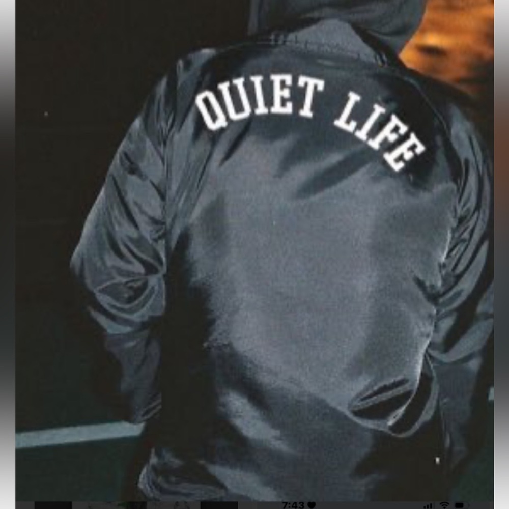 Quite Life Windbreaker Jacket Size L